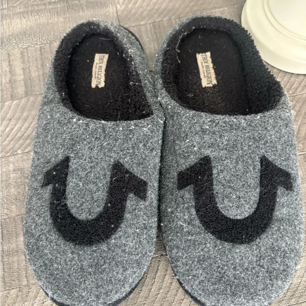 True Religion Men’s Chunky Cozy Gray Slippers XL Size 13